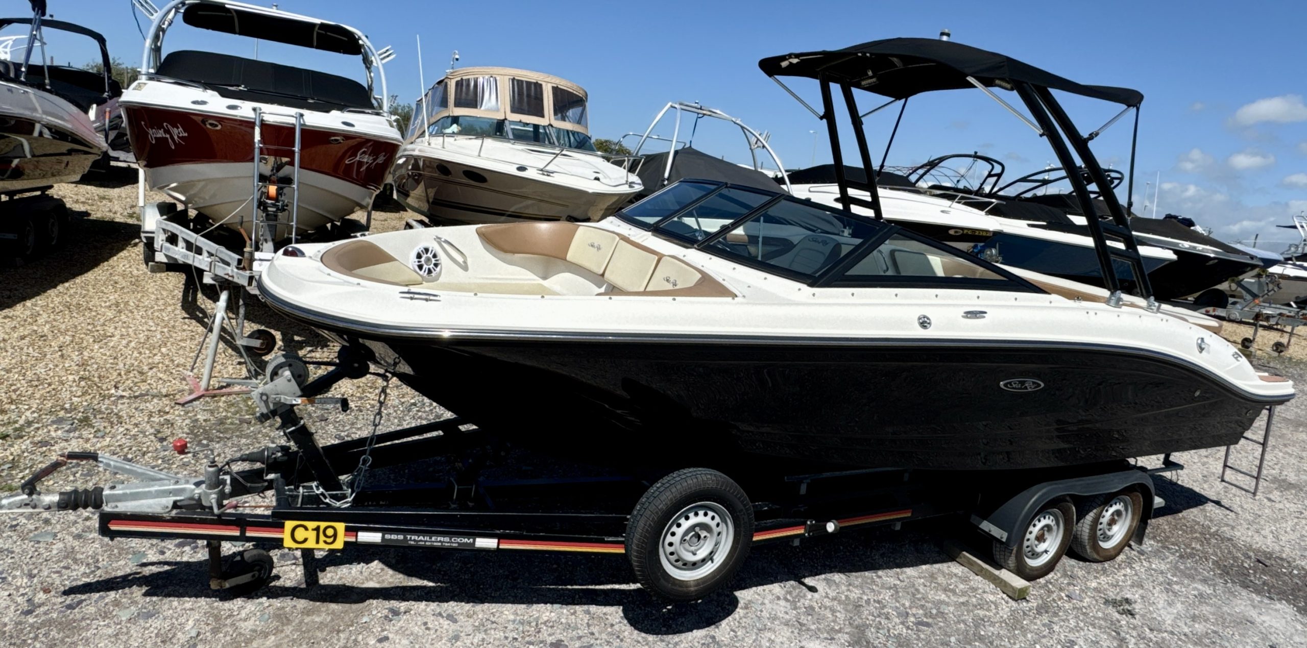 Sea Ray SPX 210 Bowrider + MerCruiser 4.5L